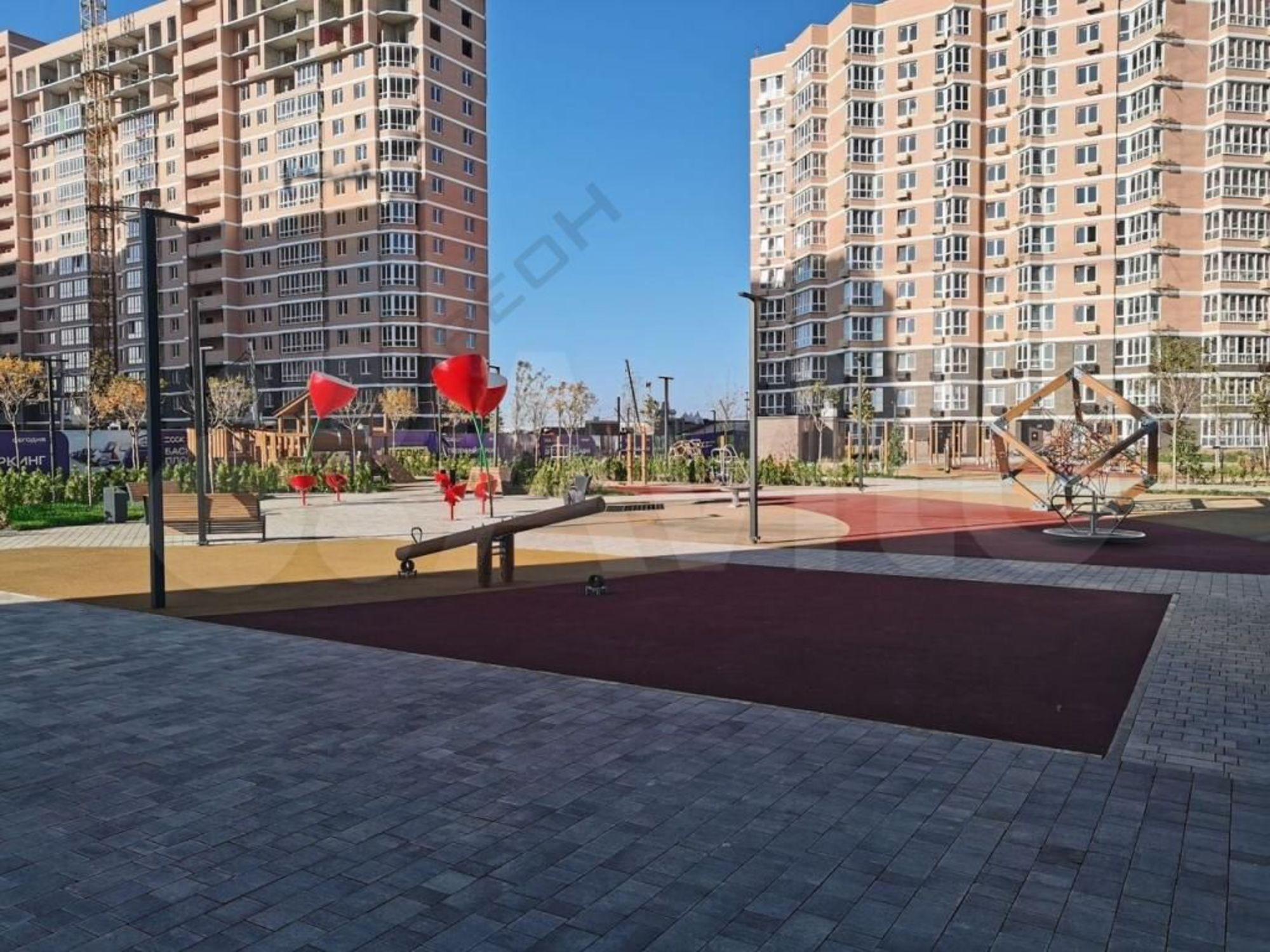 Купить квартиру за 9 500 000 рублей на Ветеранов ул, 85