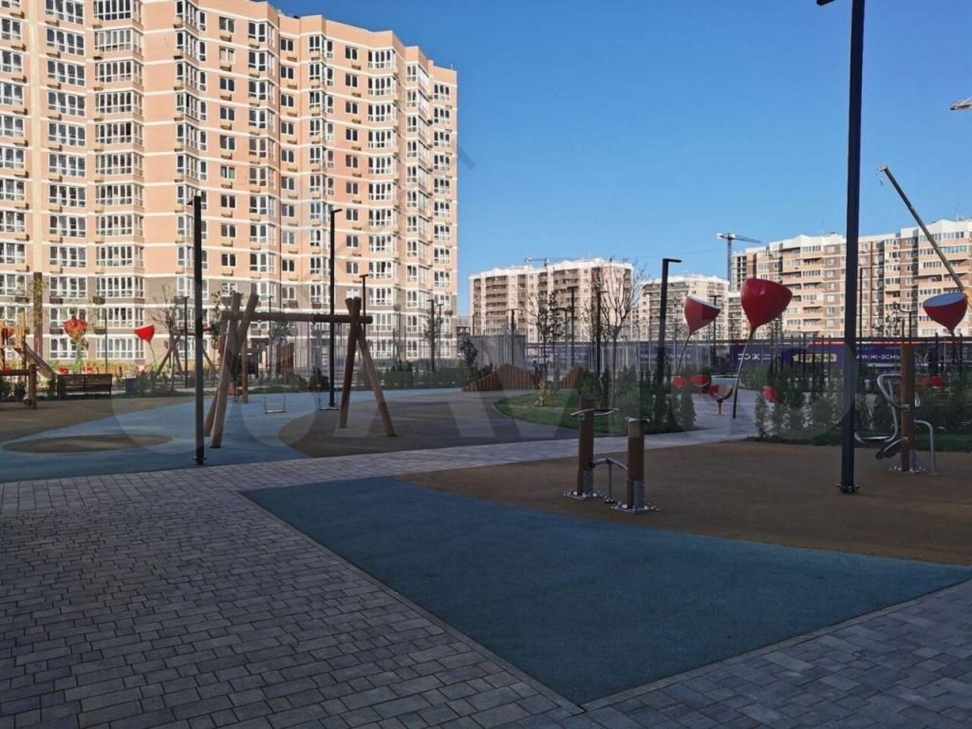 Купить квартиру за 9 500 000 рублей на Ветеранов ул, 85