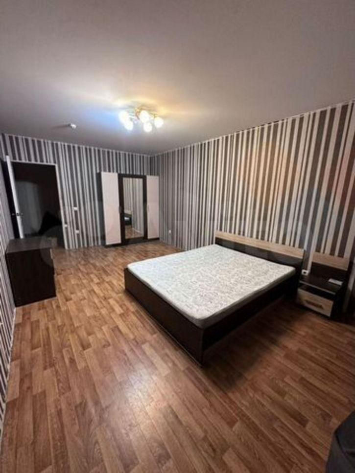 2-комн квартира Героев-Разведчиков ул, 34