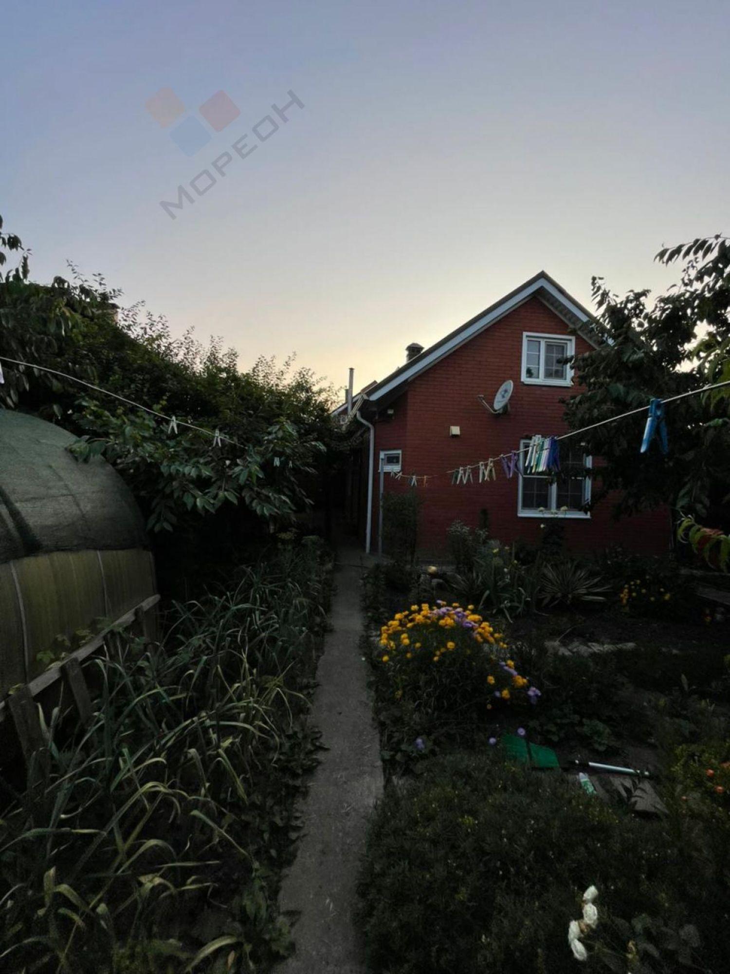 Купить дачу, дом, коттедж за 34 000 000 рублей на 3-я Линия ул, 152