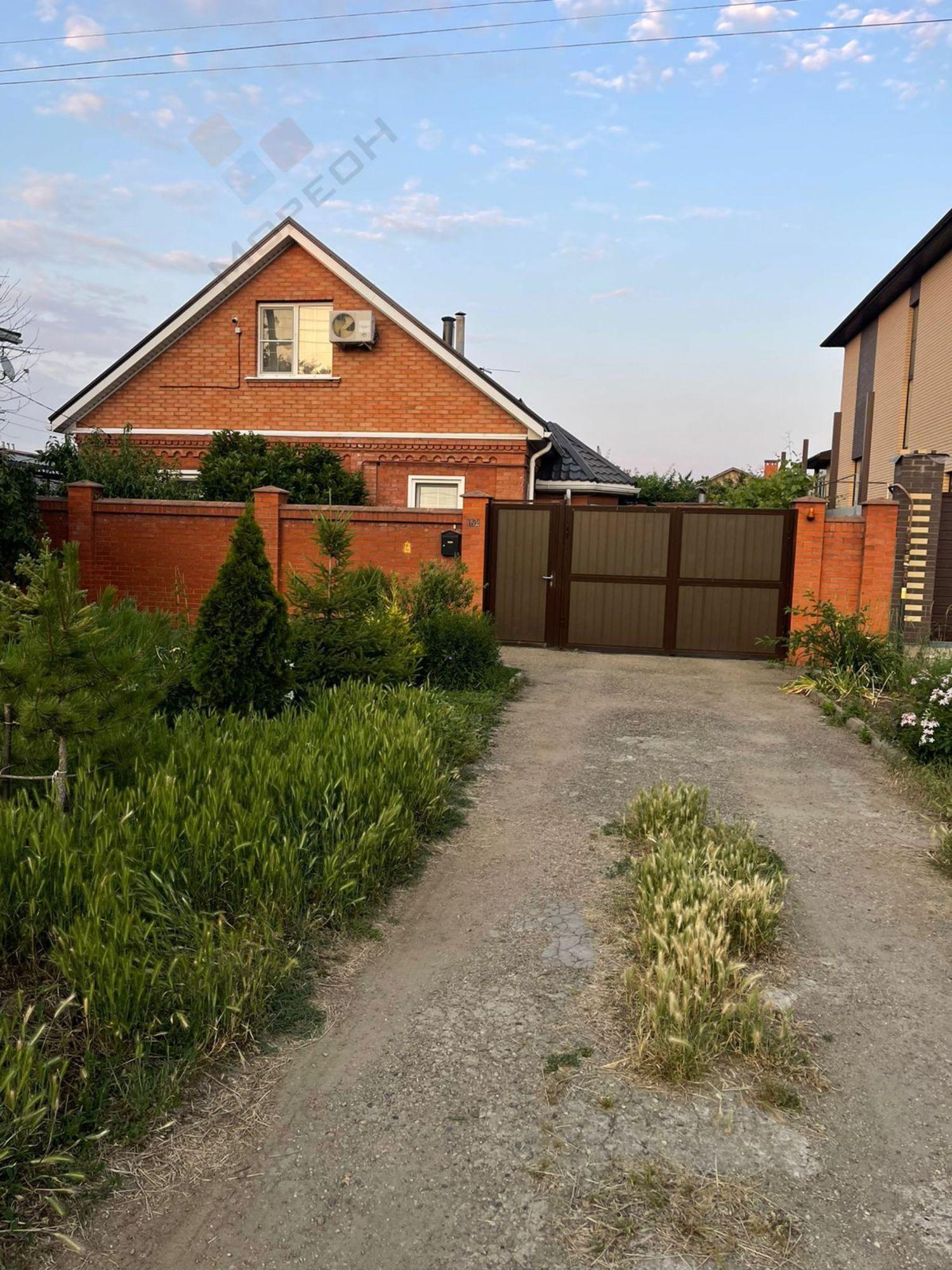 Купить дачу, дом, коттедж за 34 000 000 рублей на 3-я Линия ул, 152