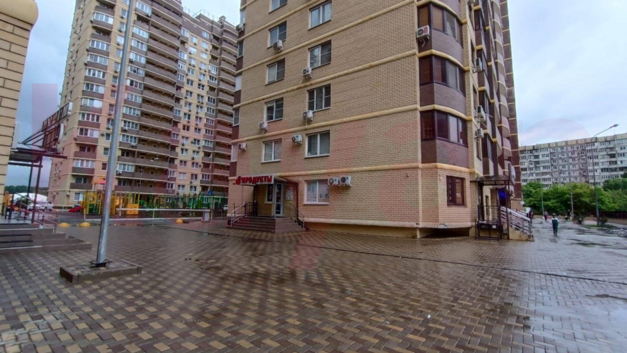 Купить торговое помещение за 13 000 000 рублей на им. Дмитрия Благоева ул.