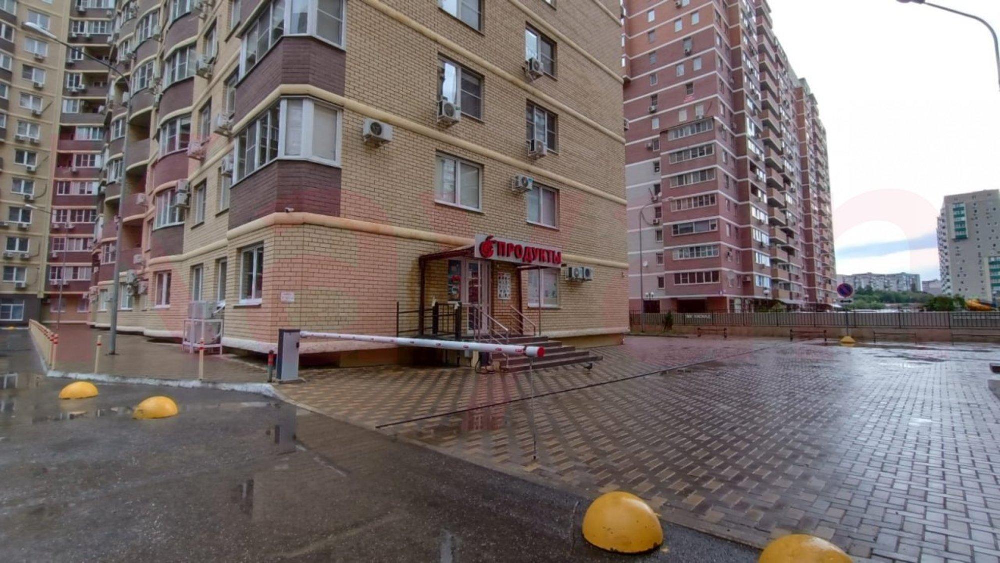 Купить торговое помещение за 13 000 000 рублей на им. Дмитрия Благоева ул.