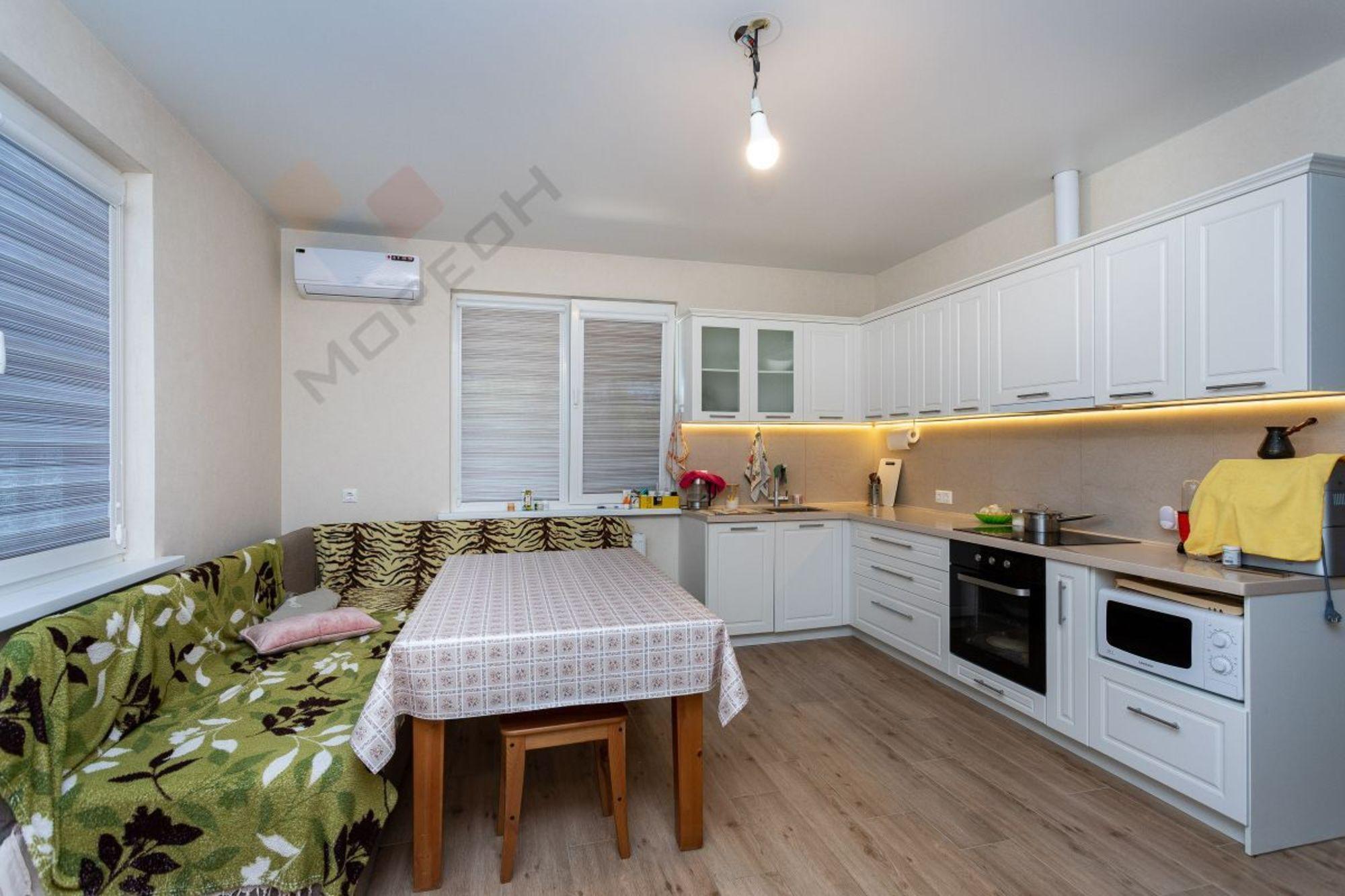 Купить дачу, дом, коттедж за 15 990 000 рублей на Сливовая (снт Фруктовый), 402