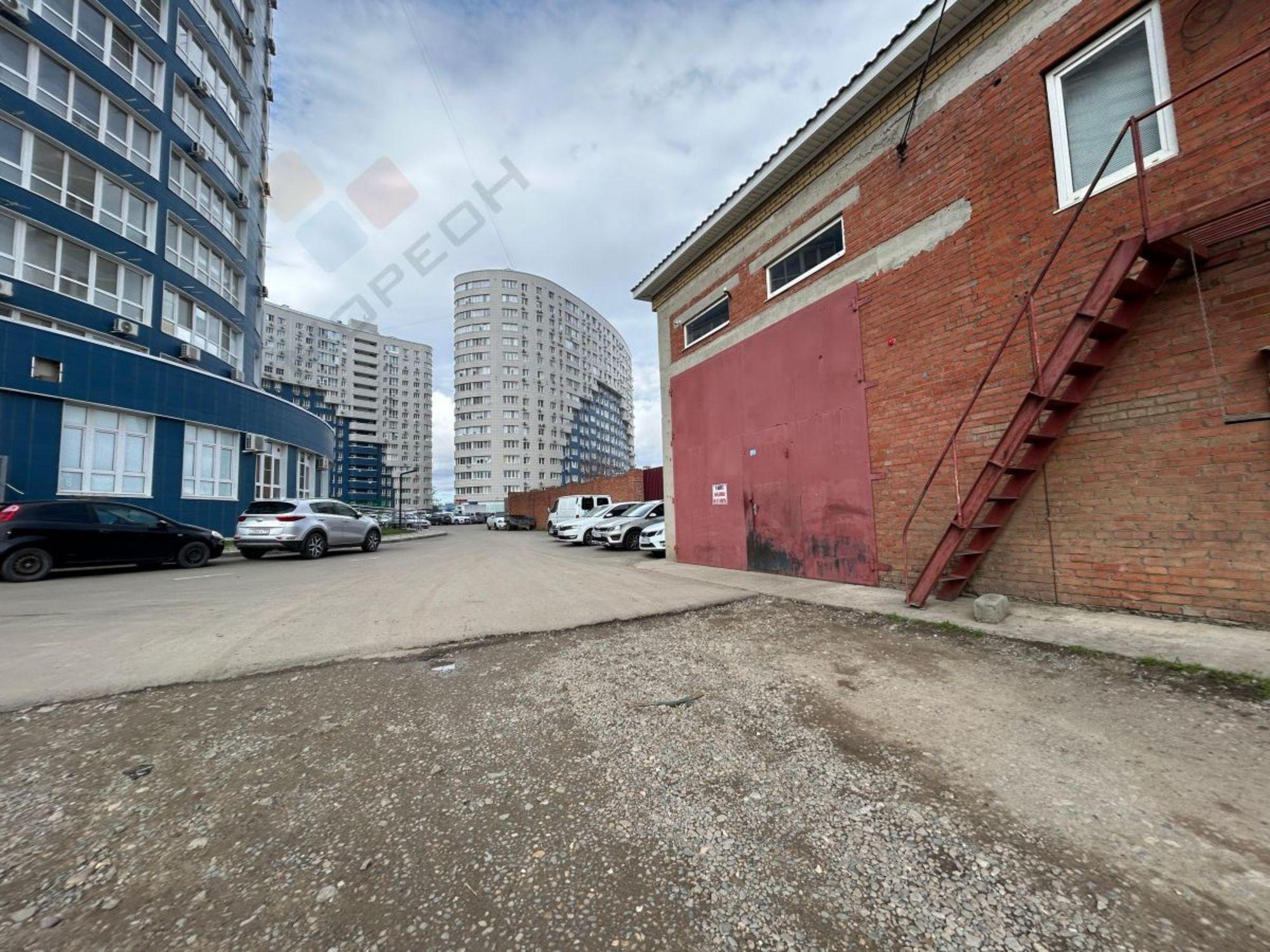 Купить ОСЗ, отдельно стоящее здание за 40 000 000 рублей на Старокубанская ул, 100