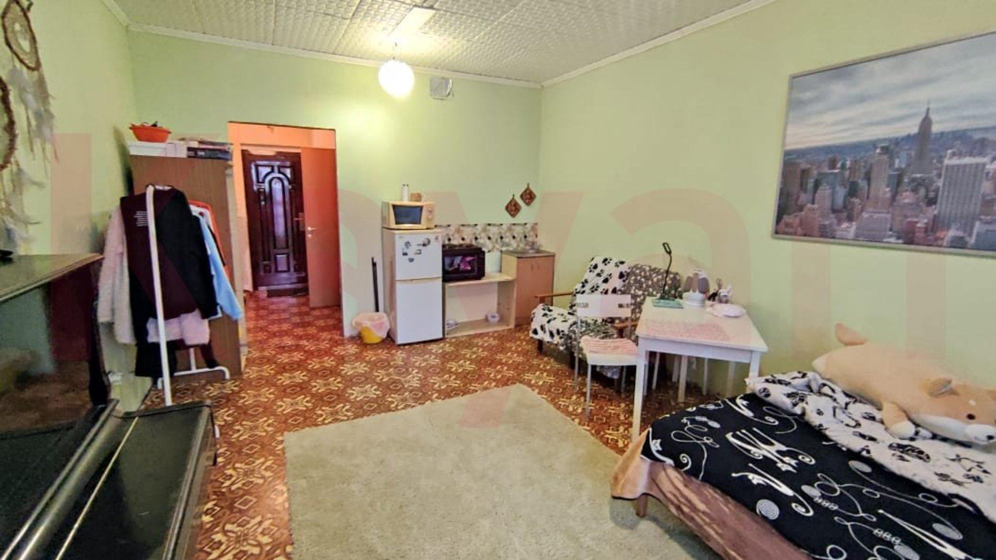 Купить студию за 4 100 000 рублей на 1-го Мая ул.