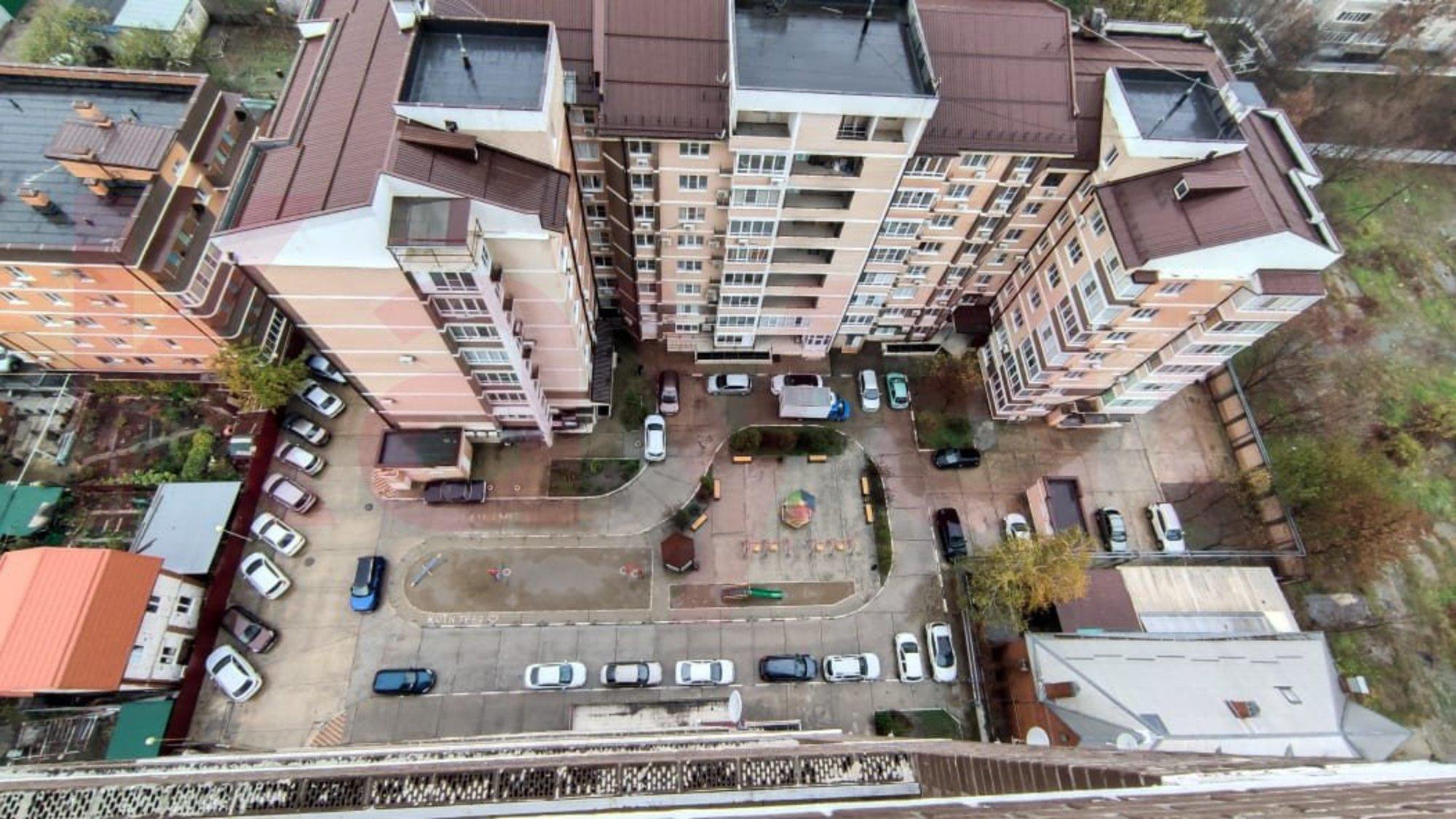 Купить студию за 4 100 000 рублей на 1-го Мая ул.