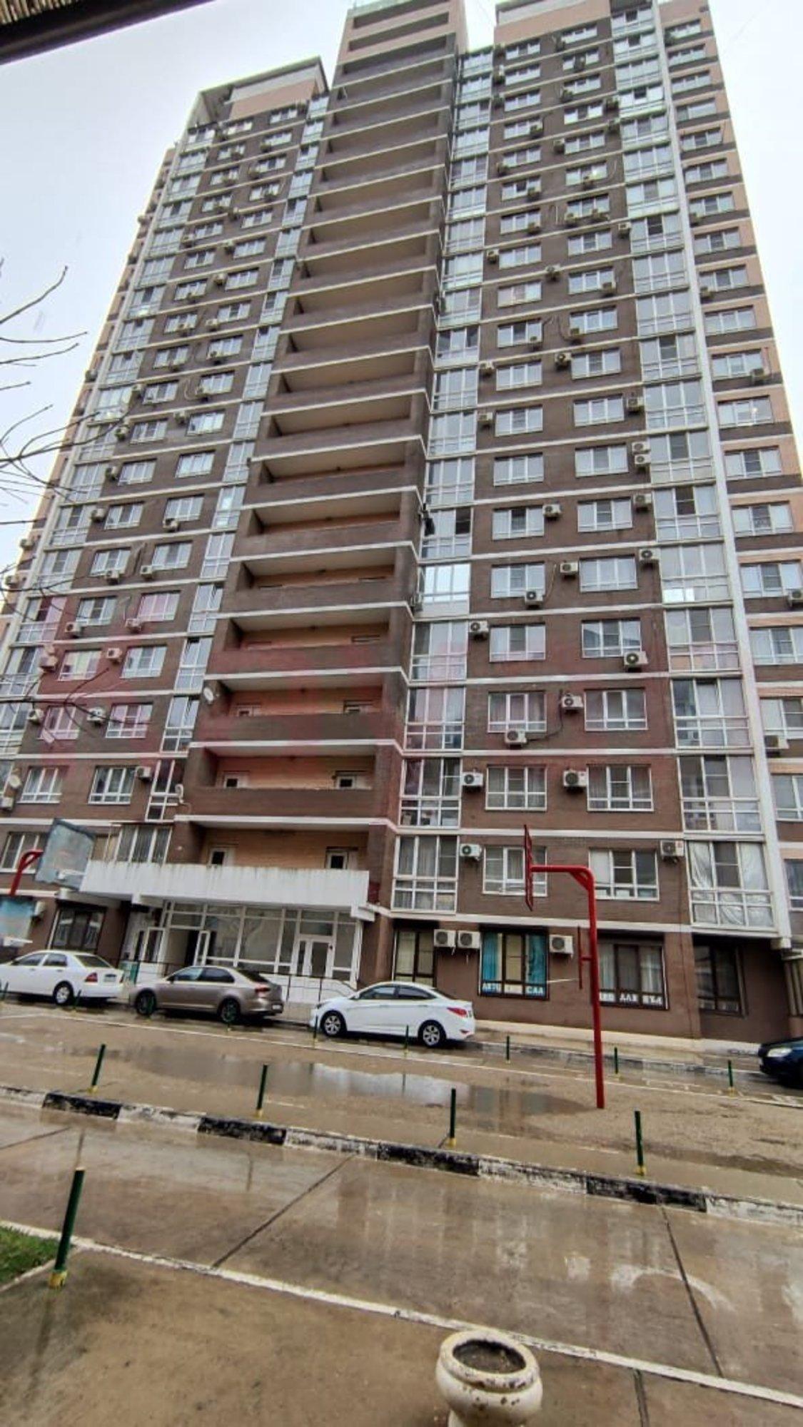 Купить студию за 4 100 000 рублей на 1-го Мая ул.