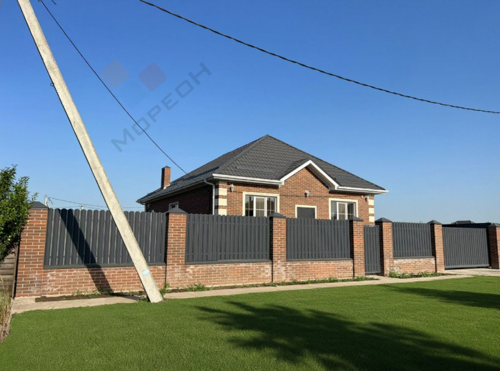 Коттедж/дом Победителей ул, 21