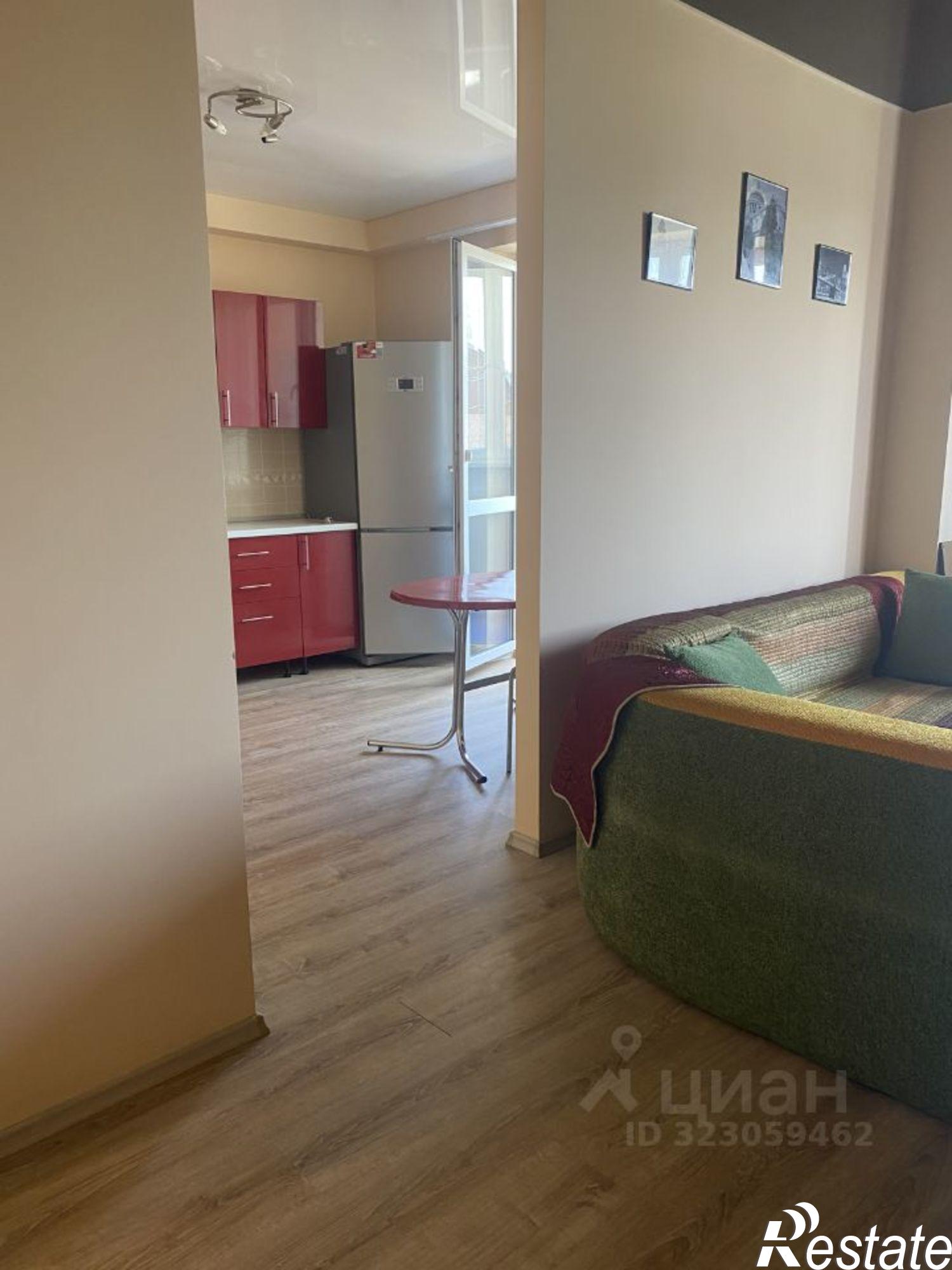 Сдать квартиру за 36 000 рублей на ул КИМ, 143/1