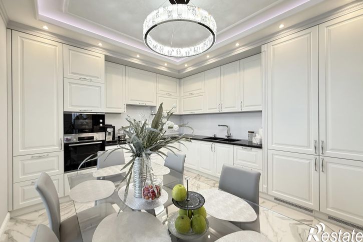 3-комн квартира набережная Кубанская,37/10