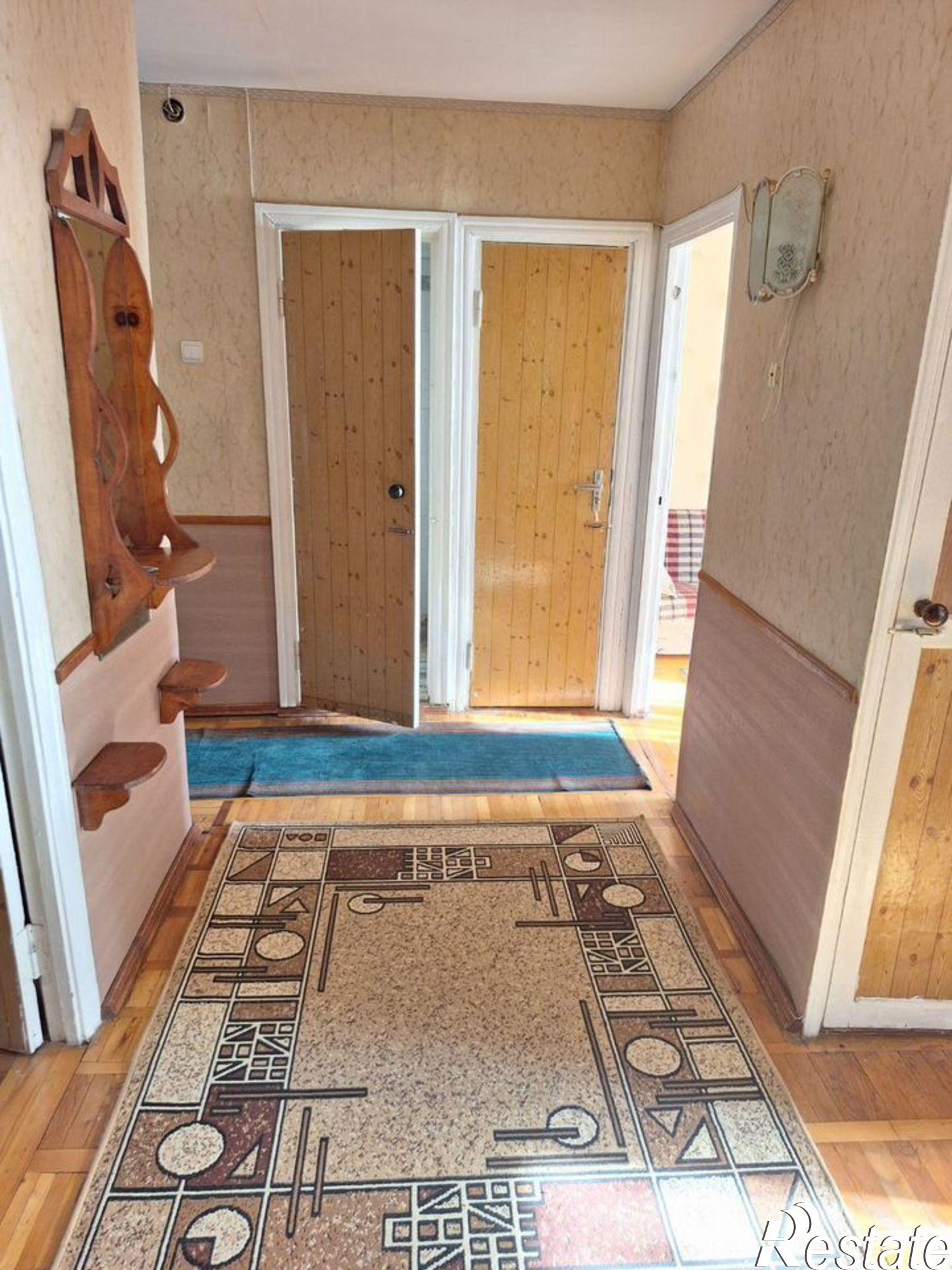 Купить квартиру за 5 200 000 рублей на Тепличная улица, 56