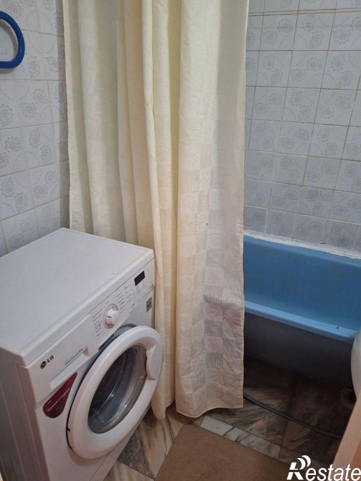 3-комн квартира Тепличная улица, 56,  д. 56