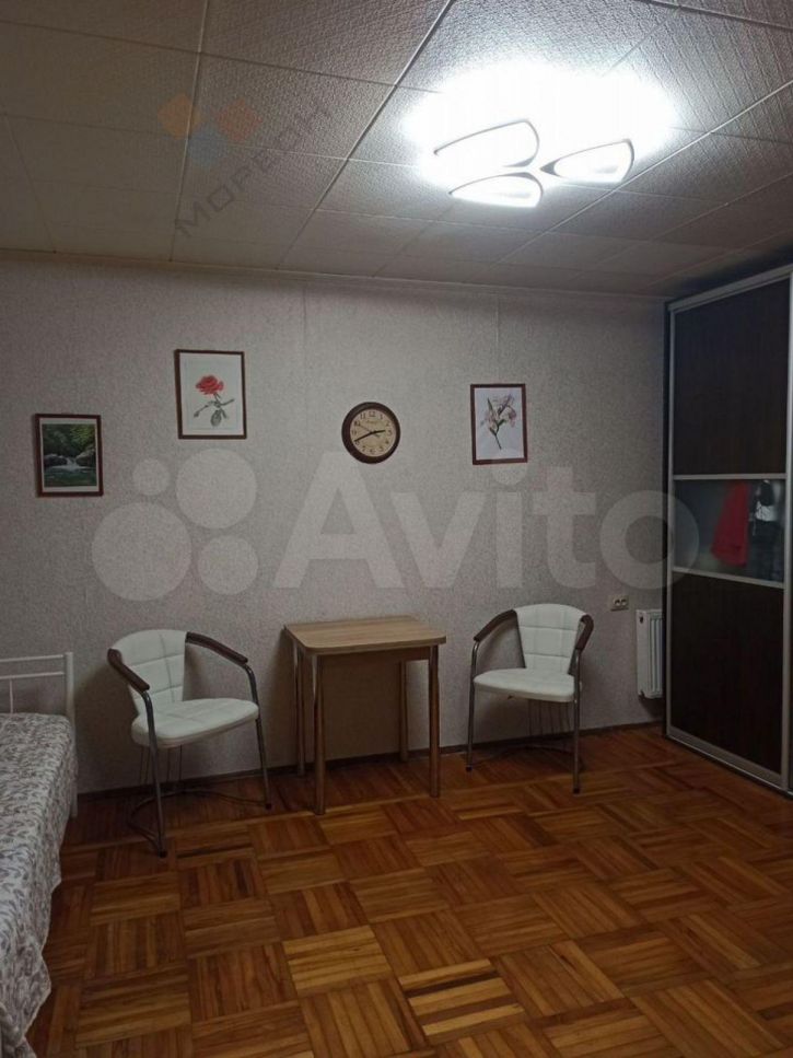 3-комн квартира Уральская ул, 172