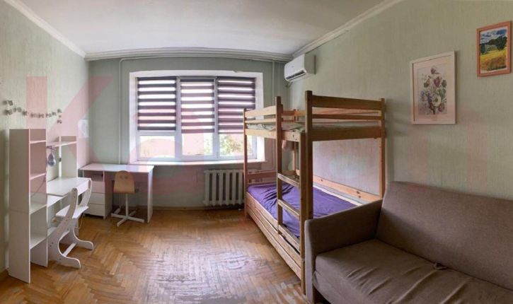 2-комн квартира 3-я Линия Нефтяников ул.