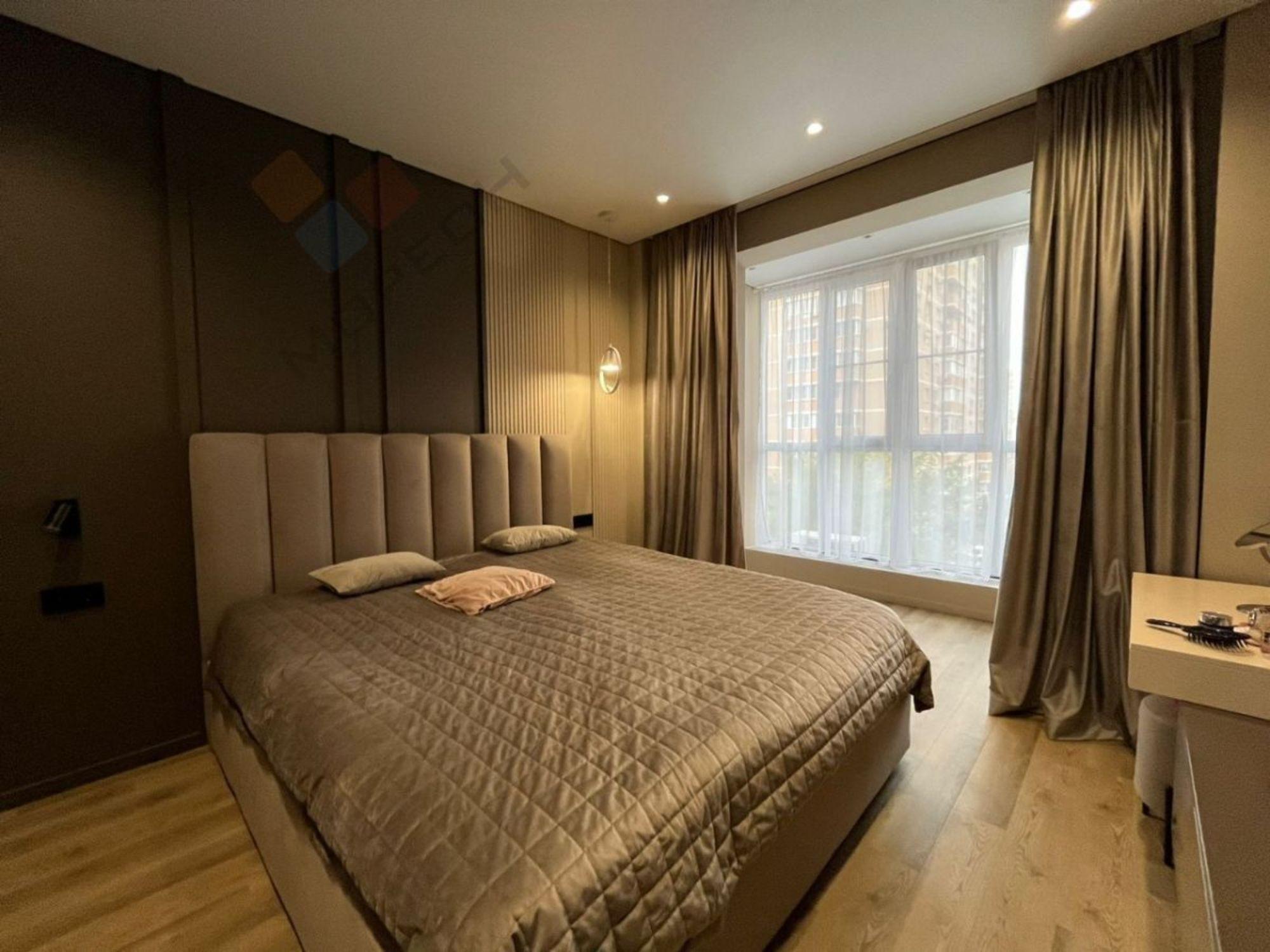 Купить квартиру за 13 500 000 рублей на Казбекская ул, 14