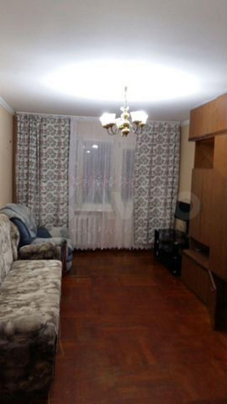 2-комн квартира Гидростроителей ул, 31