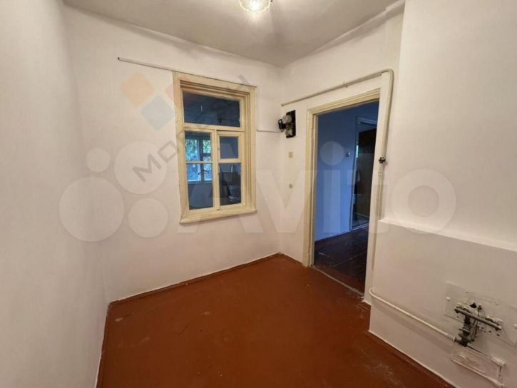 2-комн квартира Седина ул, 228