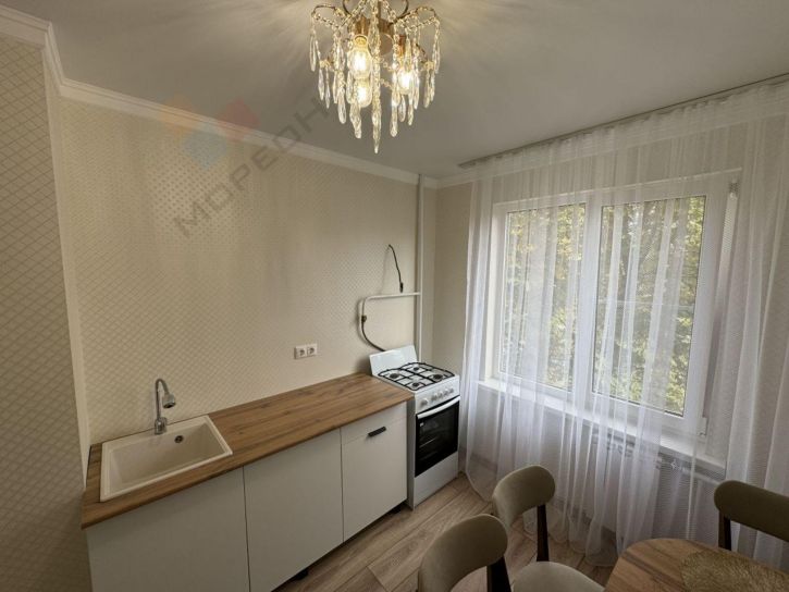 2-комн квартира Тургенева ул, 207