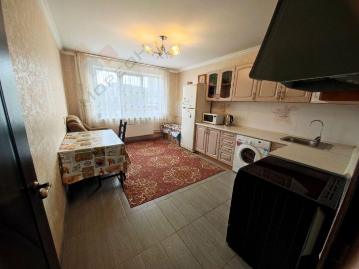 2-комн квартира Дальний пр-д, 3