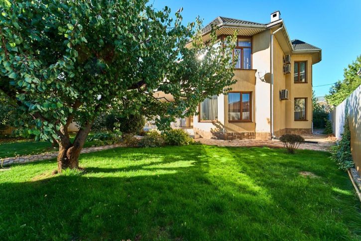 Коттедж/дом Жемчужная ул, 18