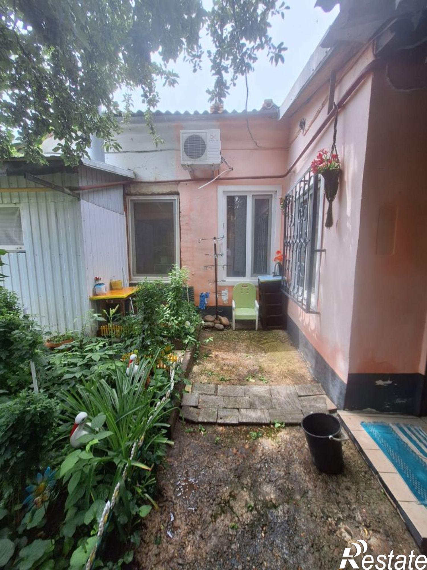 Купить квартиру за 1 600 000 рублей на Дубинский переулок, 4