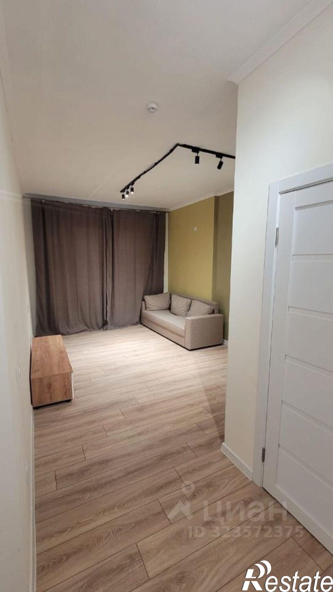 Сдать квартиру за 35 000 рублей на улица имени Генерала Корнилова, 9 к2