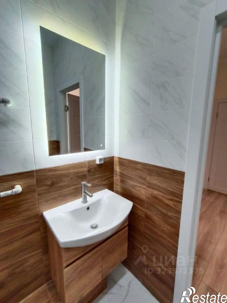 2-комн квартира улица имени Генерала Корнилова, 9 к2,  д. 9 к2