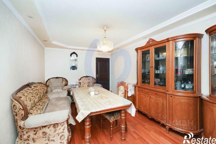 4-комн квартира улица 70 лет Октября, 26,  д. 26