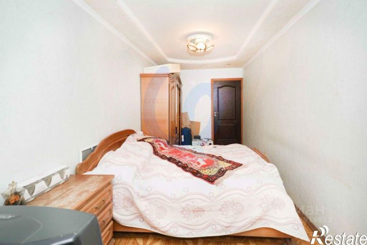 4-комн квартира улица 70 лет Октября, 26,  д. 26