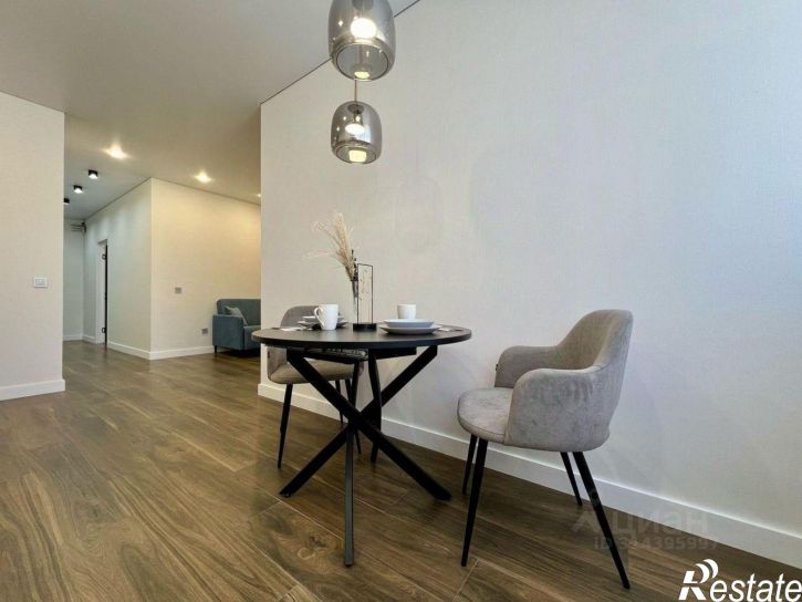 2-комн квартира пр-кт им. писателя Знаменского, 9 4,  д. 9 4,  к. 4