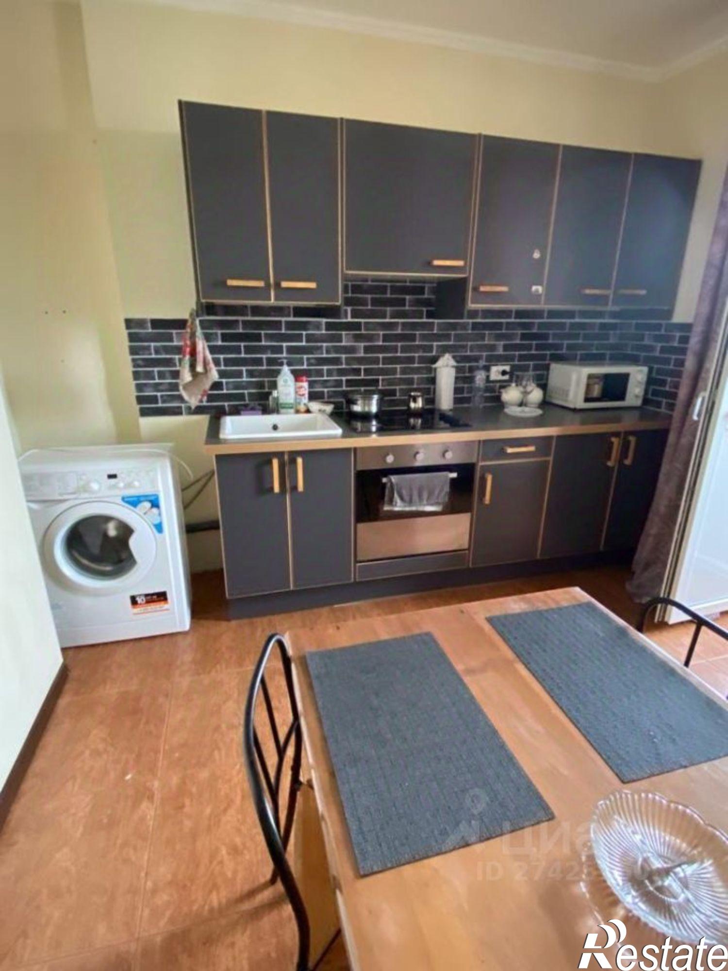 Сдать квартиру за 32 000 рублей на улица 70 лет Октября, 17