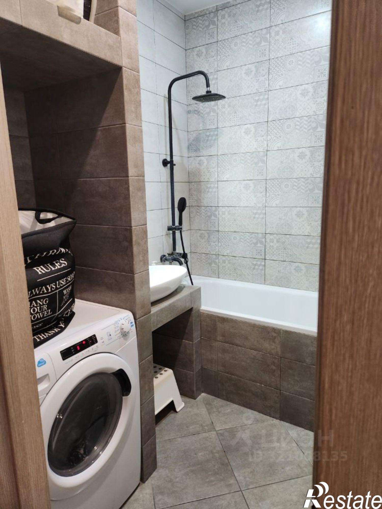 Купить квартиру за 10 000 000 рублей на улица Героя Владислава Посадского, 49