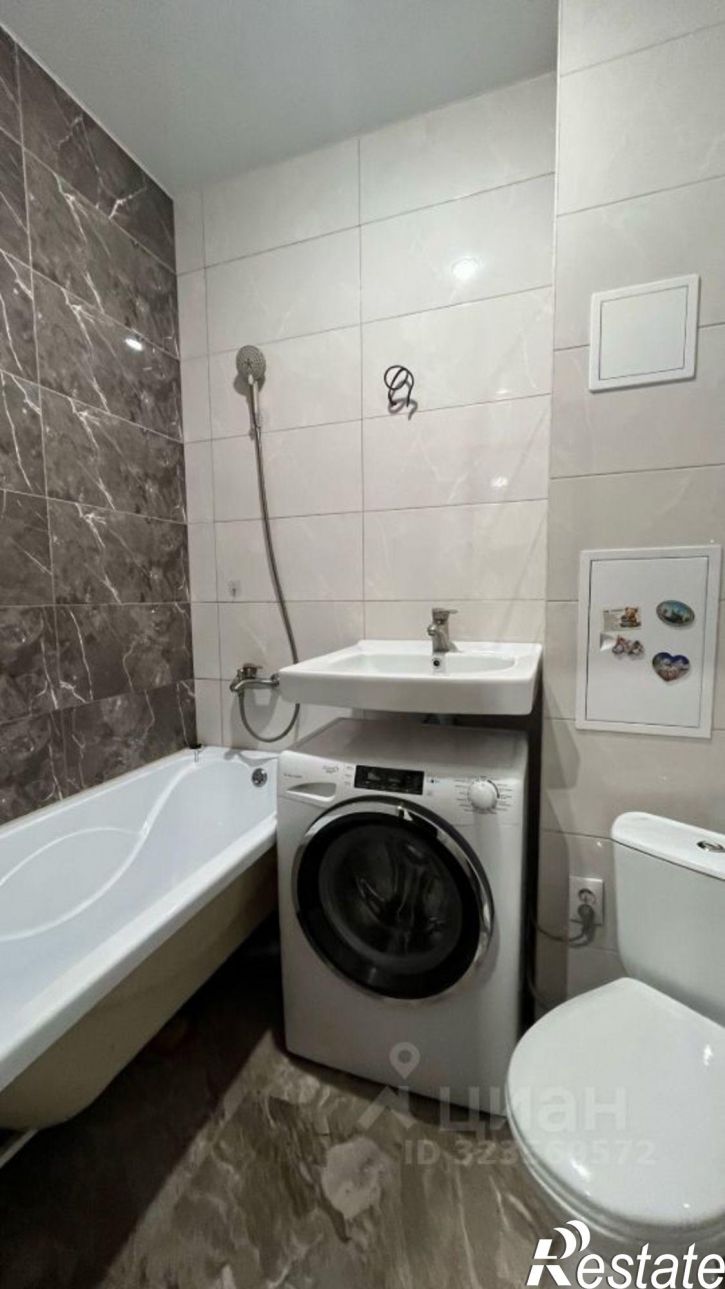 1-комн квартира улица Цезаря Куникова, 18 к7,  д. 18 к7