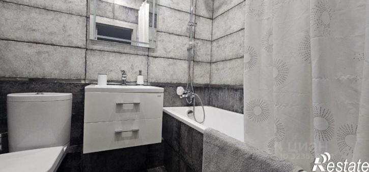 1-комн квартира ул им. Леонида Лаврова, 8 1,  д. 8 1,  к. 1