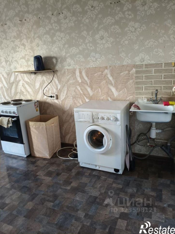 3-комн квартира ул им. Карякина, 15,  д. 15