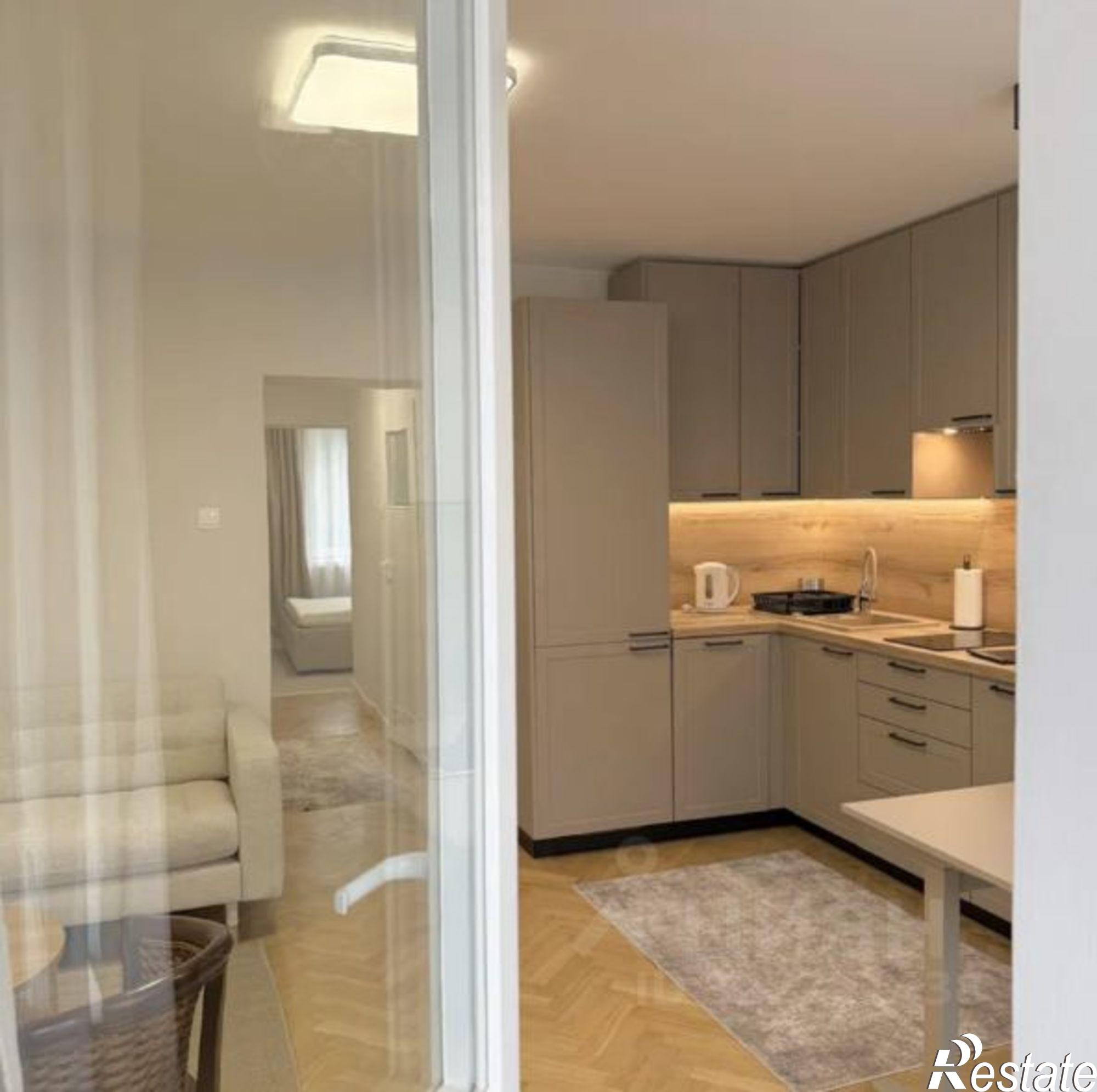 Купить квартиру за 1 780 000 рублей на ул Новороссийская, 90/2 1