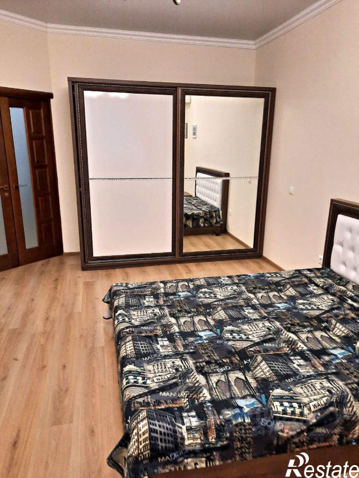 Сдать квартиру за 40 000 рублей на Рождественская Набережная, 2