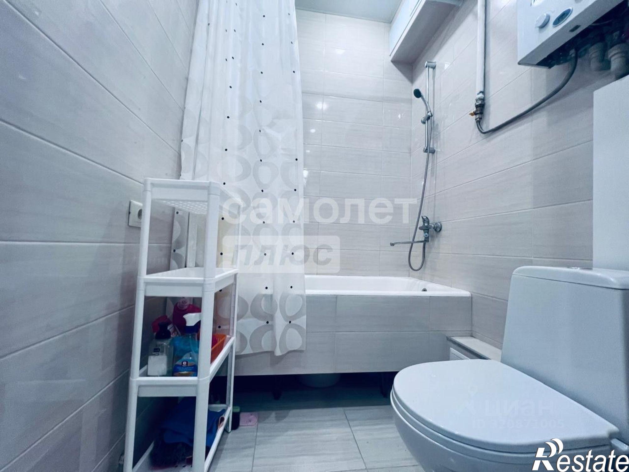 Купить квартиру за 4 550 000 рублей на улица Орджоникидзе, 1