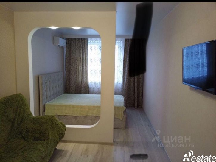 1-комн квартира улица Селезнёва, 4/13 лит1,  д. 4/13 лит1