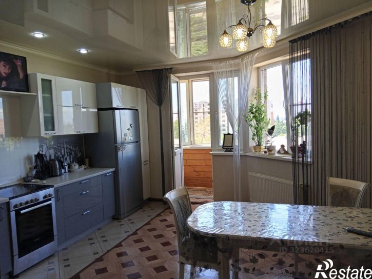 3-комн квартира улица Ломоносова, 97,  д. 97