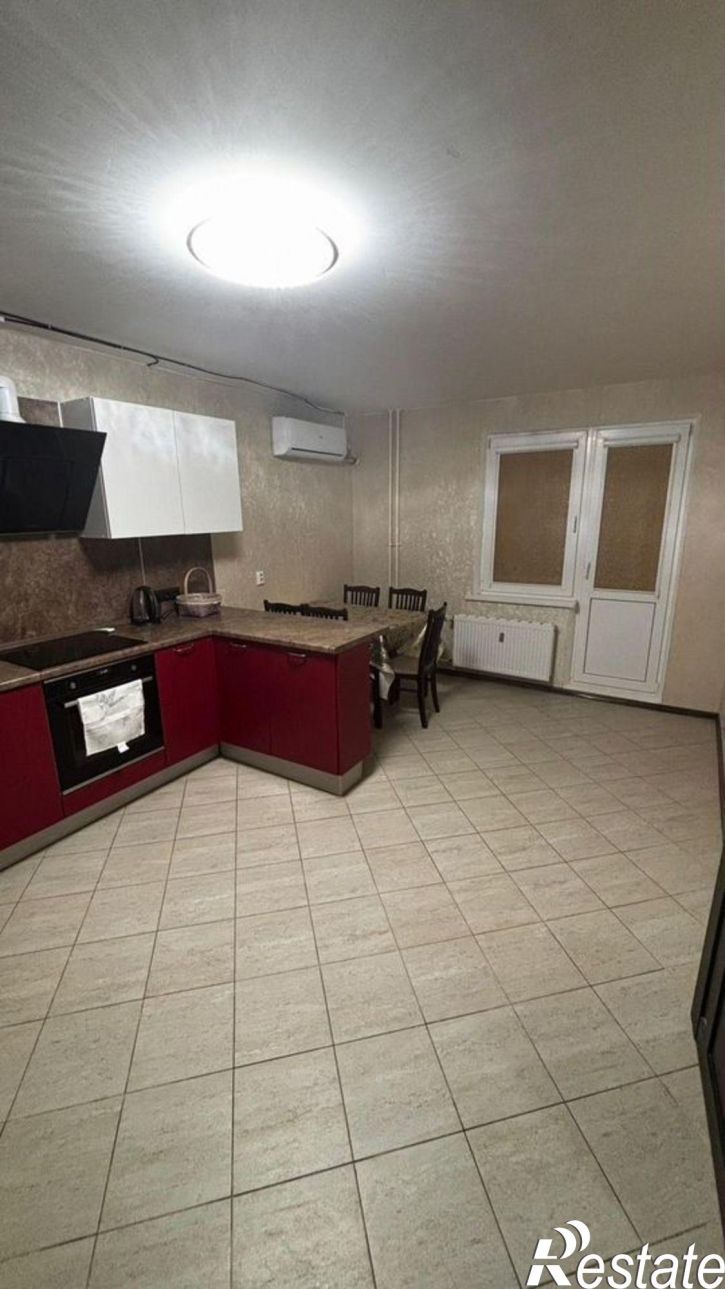 3-комн квартира ул им. Генерала Трошева Г.Н., 45,  д. 45