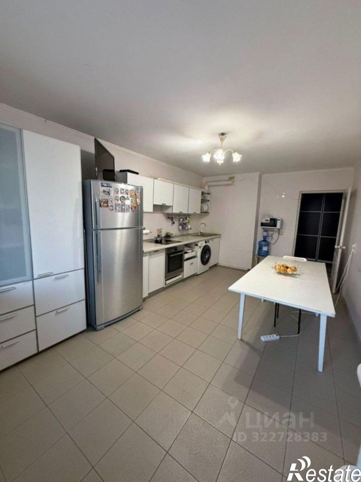 3-комн квартира улица Монтажников, 5,  д. 5