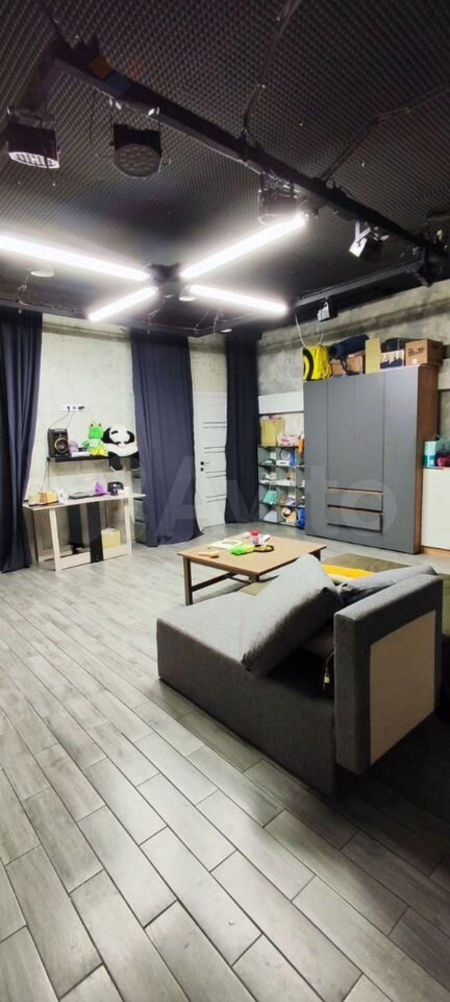 Купить квартиру за 3 000 000 рублей на Сергея Есенина ул, 82/6