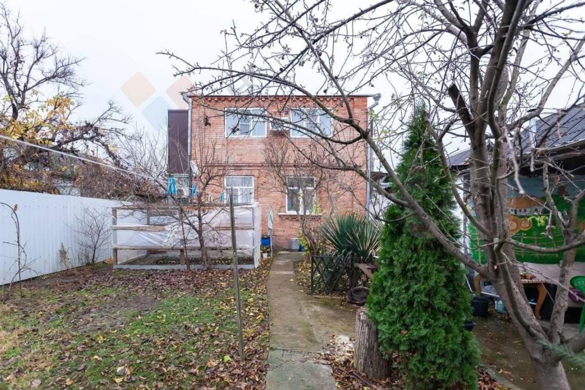 Купить дачу, дом, коттедж за 34 000 000 рублей на Краснодонская ул, 55