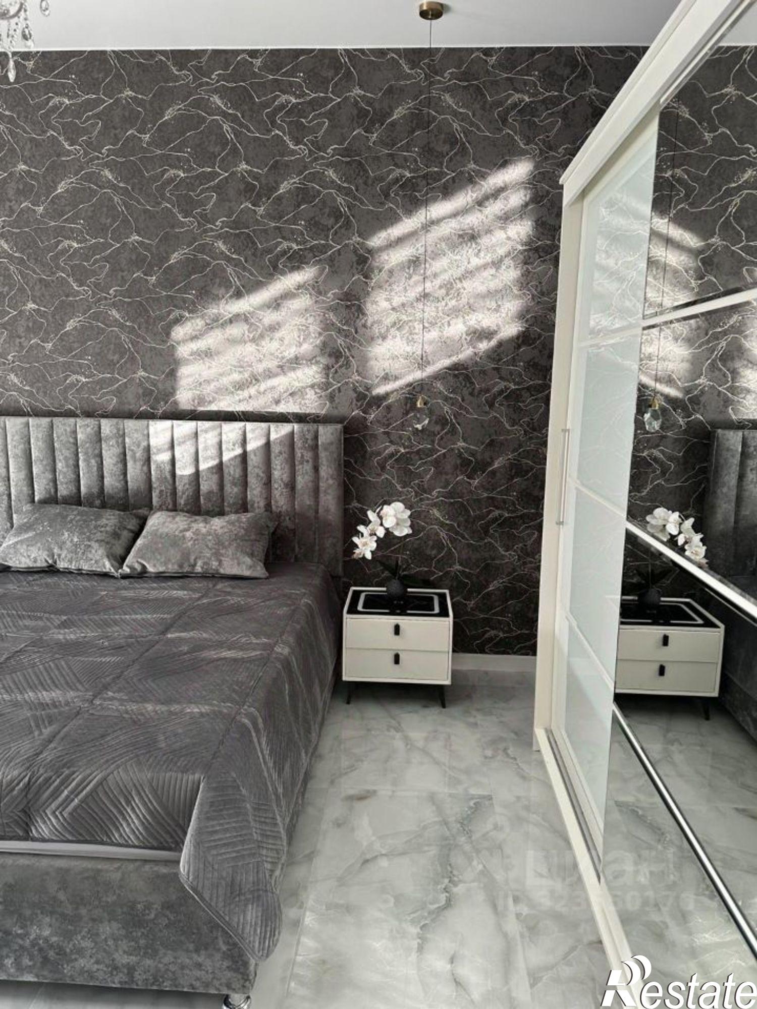 Сдать квартиру за 60 000 рублей на микрорайон Любимово м-н, 5 / 5 лит1