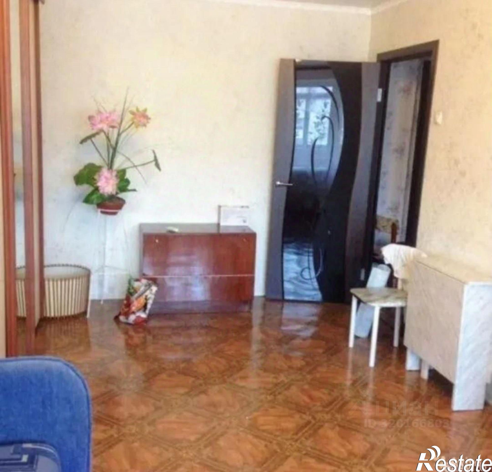 Сдать квартиру за 25 000 рублей на улица 3-я Линия Нефтяников, 7