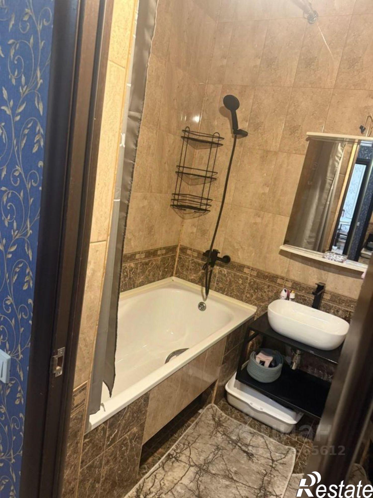 Сдать квартиру за 38 500 рублей на улица Селезнёва, 4/6