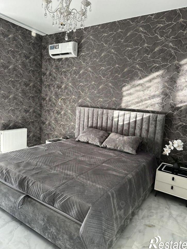 2-комн квартира микрорайон Любимово м-н, 5 / 5 лит1