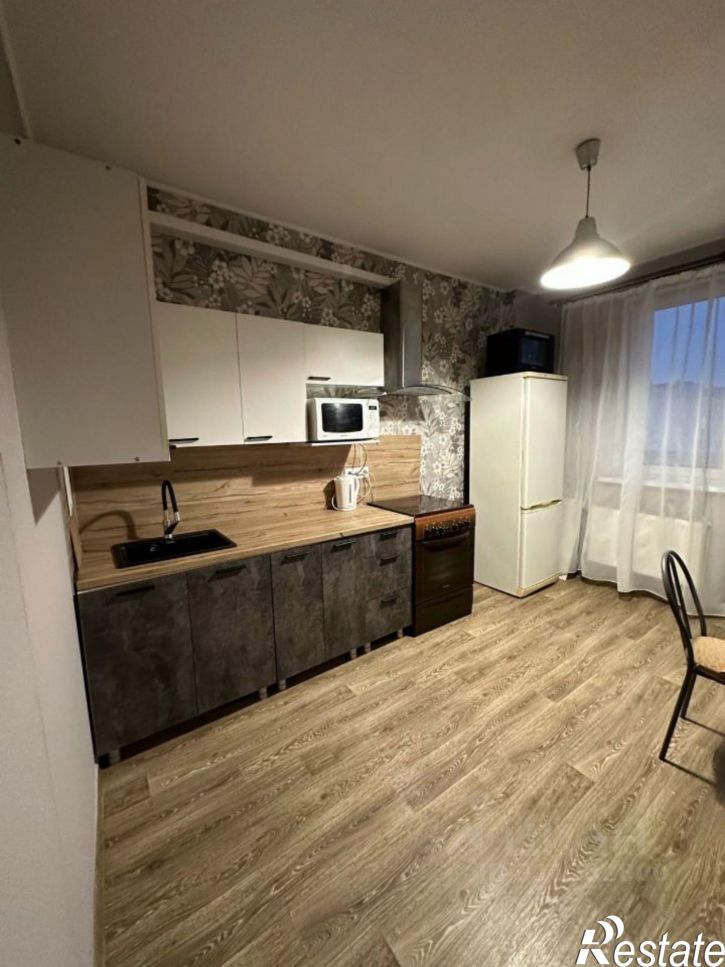 2-комн квартира улица Александра Покрышкина, 2/2,  д. 2/2